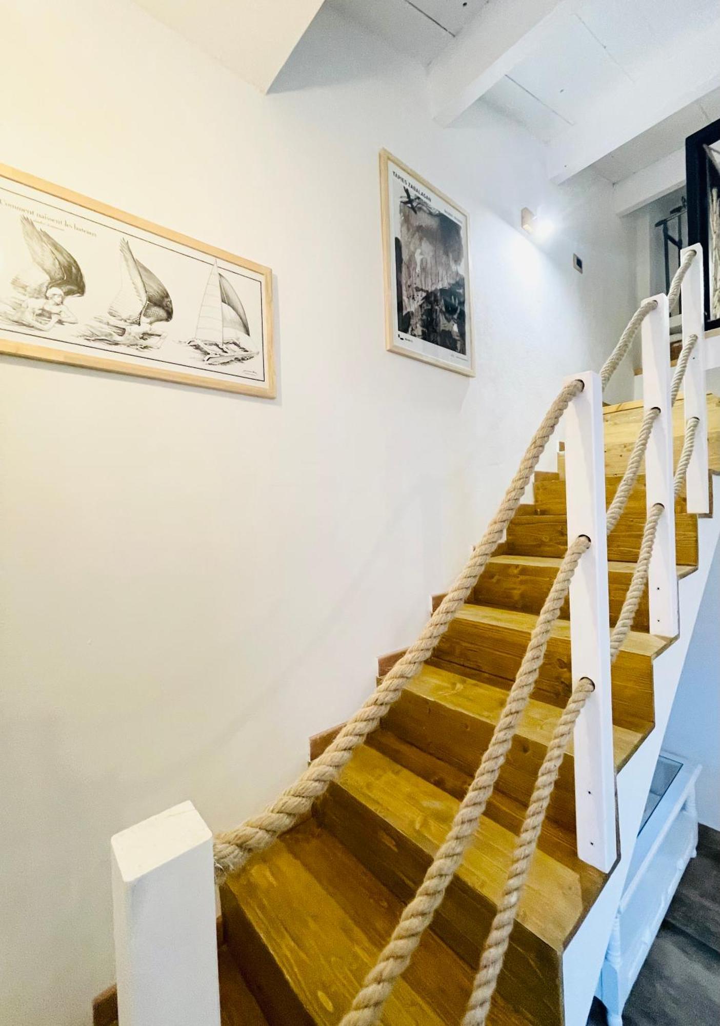 Dali Art Room Alghero Ngoại thất bức ảnh