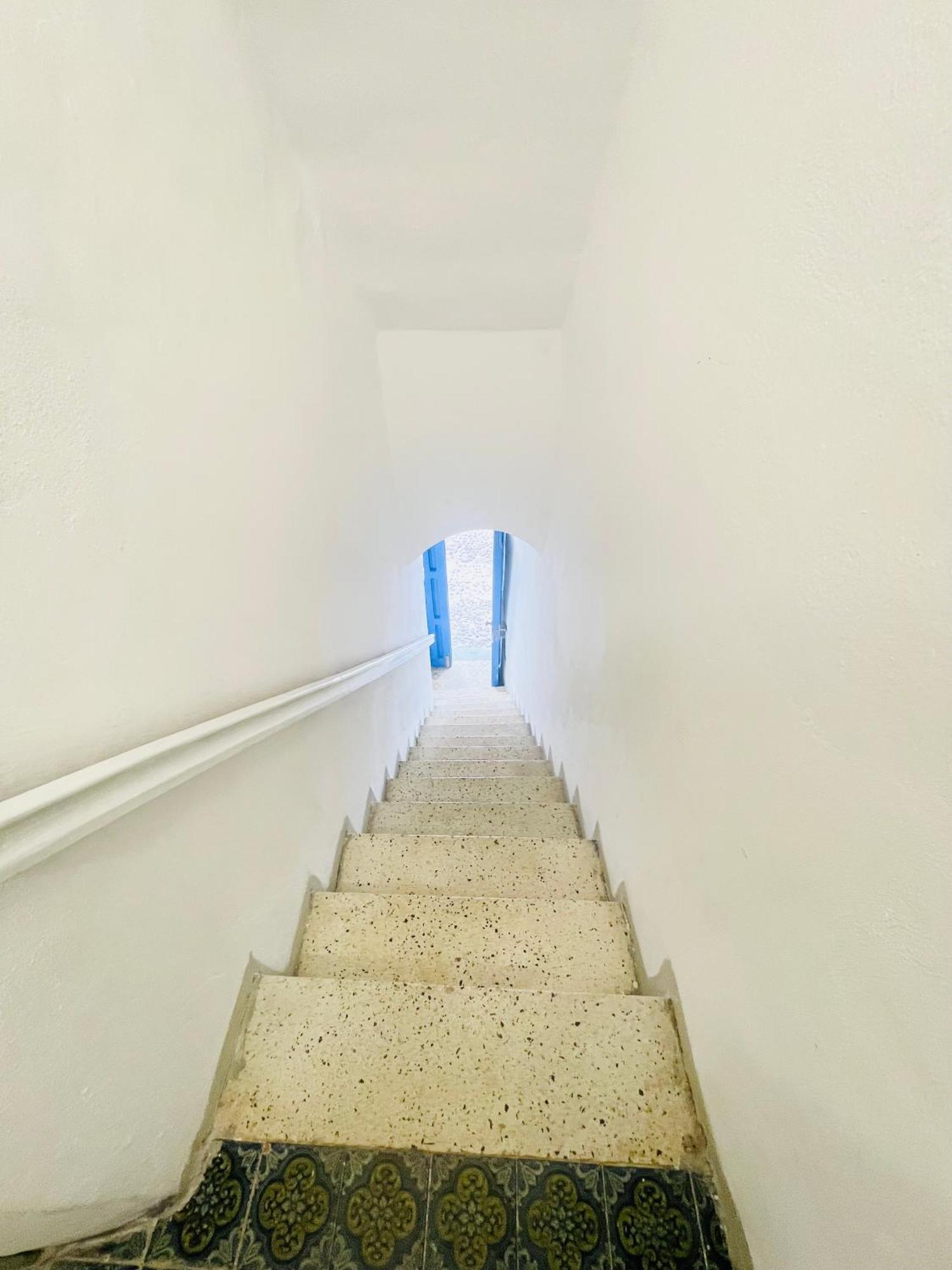 Dali Art Room Alghero Ngoại thất bức ảnh