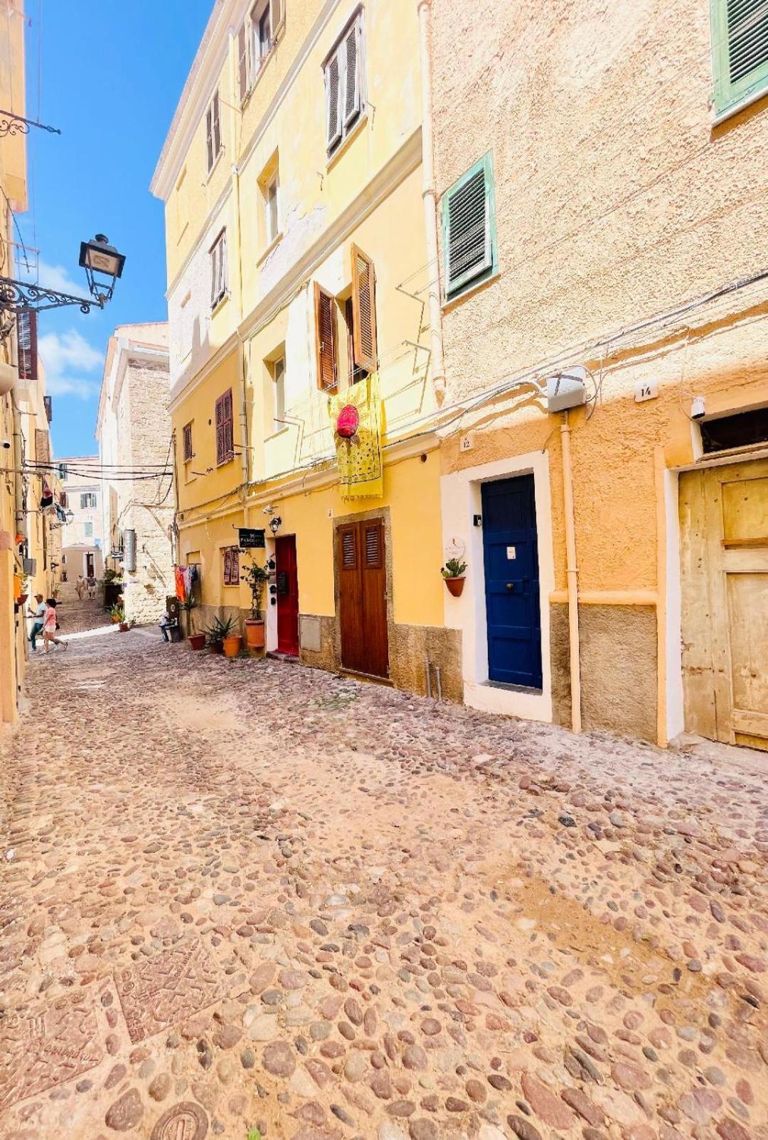 Dali Art Room Alghero Ngoại thất bức ảnh